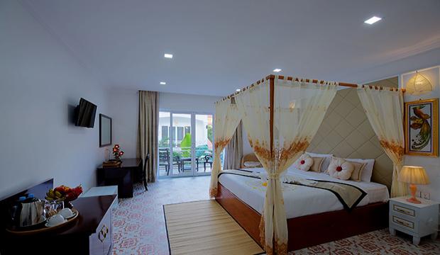 Four Bedrooms Villa (4 king size beds)