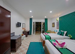 Premier Villa Twin Room Garden View