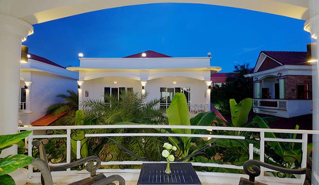 Four Bedrooms Villa (4 king size beds)