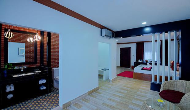 Four Bedrooms Villa (4 king size beds)
